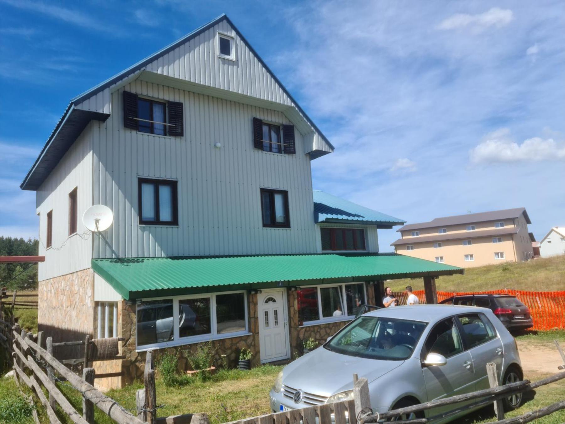 זבליאק Apartments And Rooms Gold מראה חיצוני תמונה
